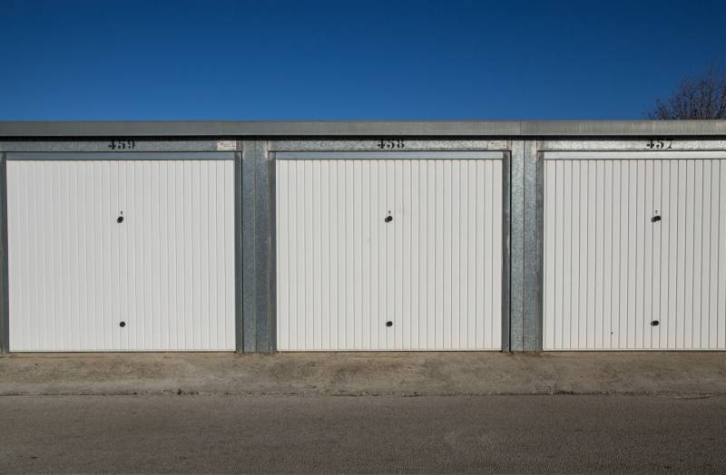 Installation de portes de garage à Lyon