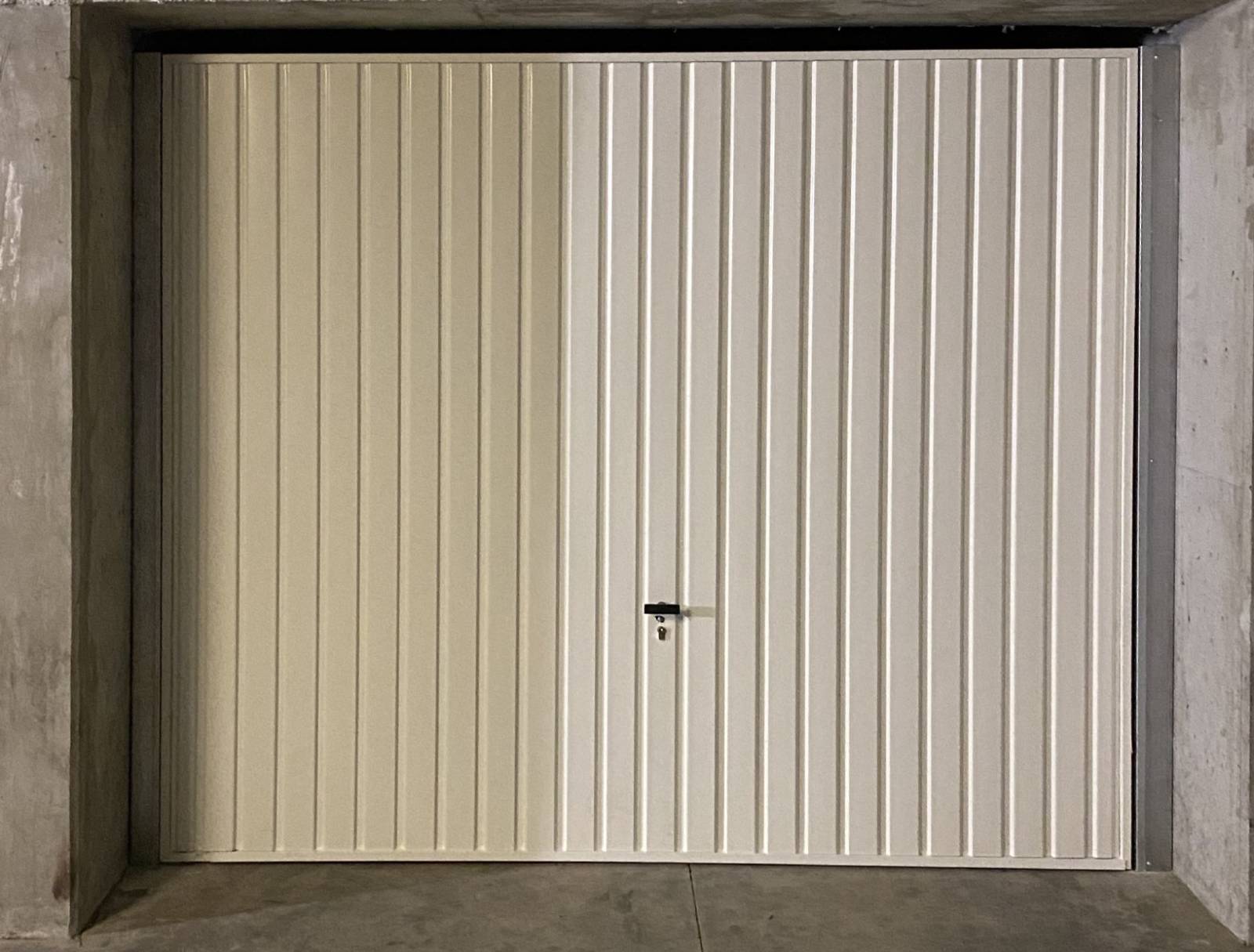 Meilleur service de dépannage rapide pour porte de garage coulissante à Villeurbanne Gratte-ciel