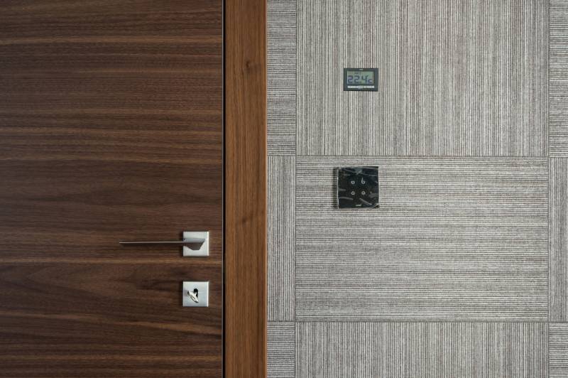 Serrurier pour changement de poignée de porte d'entrée à relevage à Lyon 4 La Croix Rousse