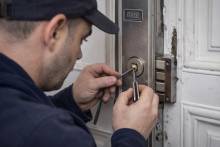 Notre zone d'activité pour ce service Intervention rapide par réparateur en urgence pour rideaux métalliques coincés à Lyon 6 Brotteaux